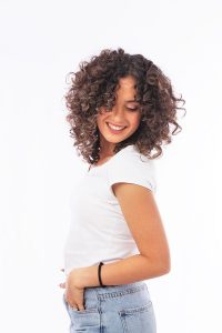 מניעת פריז בשיער בעזרת מוצרי My Curly Way